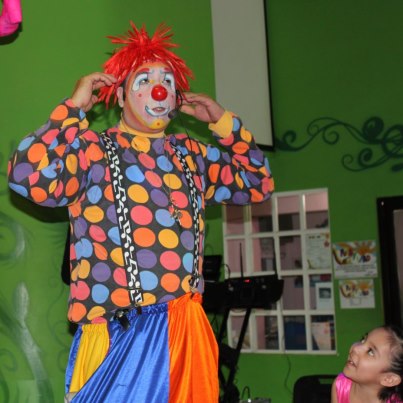 Pedazzin Pastel, Clown of Mexcio